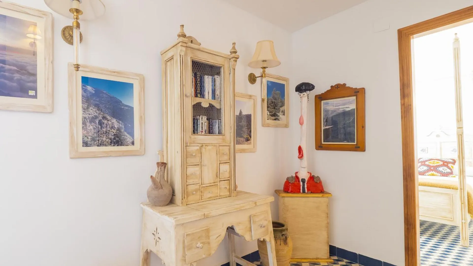 Guest house Cubo'S Hostal La Plaza Room 201 With Breakfast Tolox